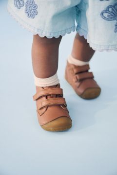 Tarralliset ensiaskelkengät-cognac-Petit Bundgaard