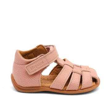 Pikkulasten sandaalit -nude - Carly Bisgaard 