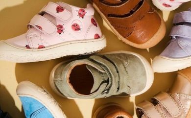 Lasten paljasjalka ensiaskelkengät - Ladybugs- Hale Bisgaard